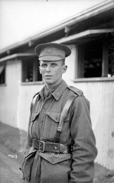 Albert Edward Knight c. April 1916 (Photo: Australian War Memorial)