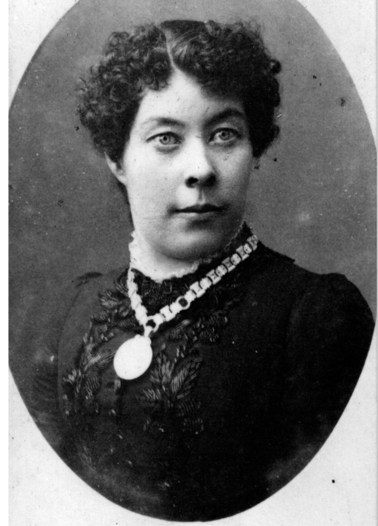 mystery-kilmore-connections-dec-2016